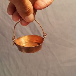 Vintage Miniature Copper Pot Bowl / bucket / pail / flower pot / planter